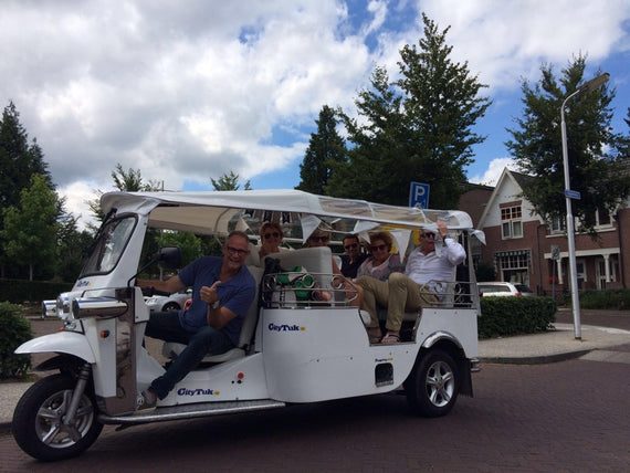Tuk Tuk huren Nederland Funevent Elektrische Tuk Tuk Limousine Origineel Bruiloft Vervoer Auto voor Bruiloft Origineel vervoer voor op bruiloft